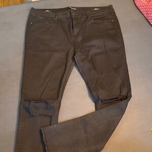 Vigoss Women's Black Ripped Skinny Jeans